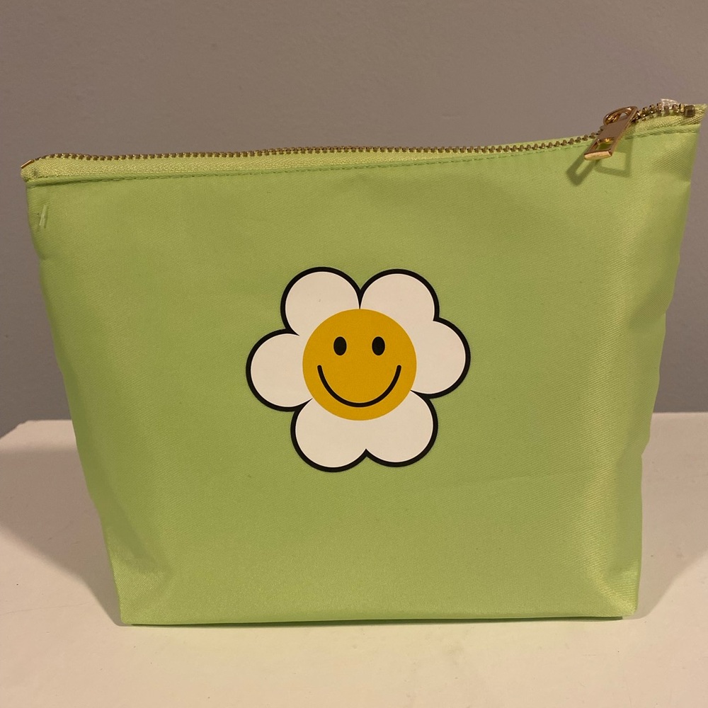 3/$15 Flower Smiley Face Travel Bag